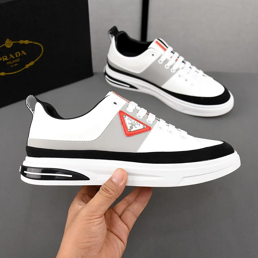 PP400🌻🌻🌻【Prada·PRADA】set off the audience! An international brand that is constantly innovating. This men's casual shoe is the original version. It is made of cowhide leather at a ratio of one to one at the store. It has leather feet and rubber non-slip outsole. It is breathable and comfortable. Quality speaks for itself. 👄38-44